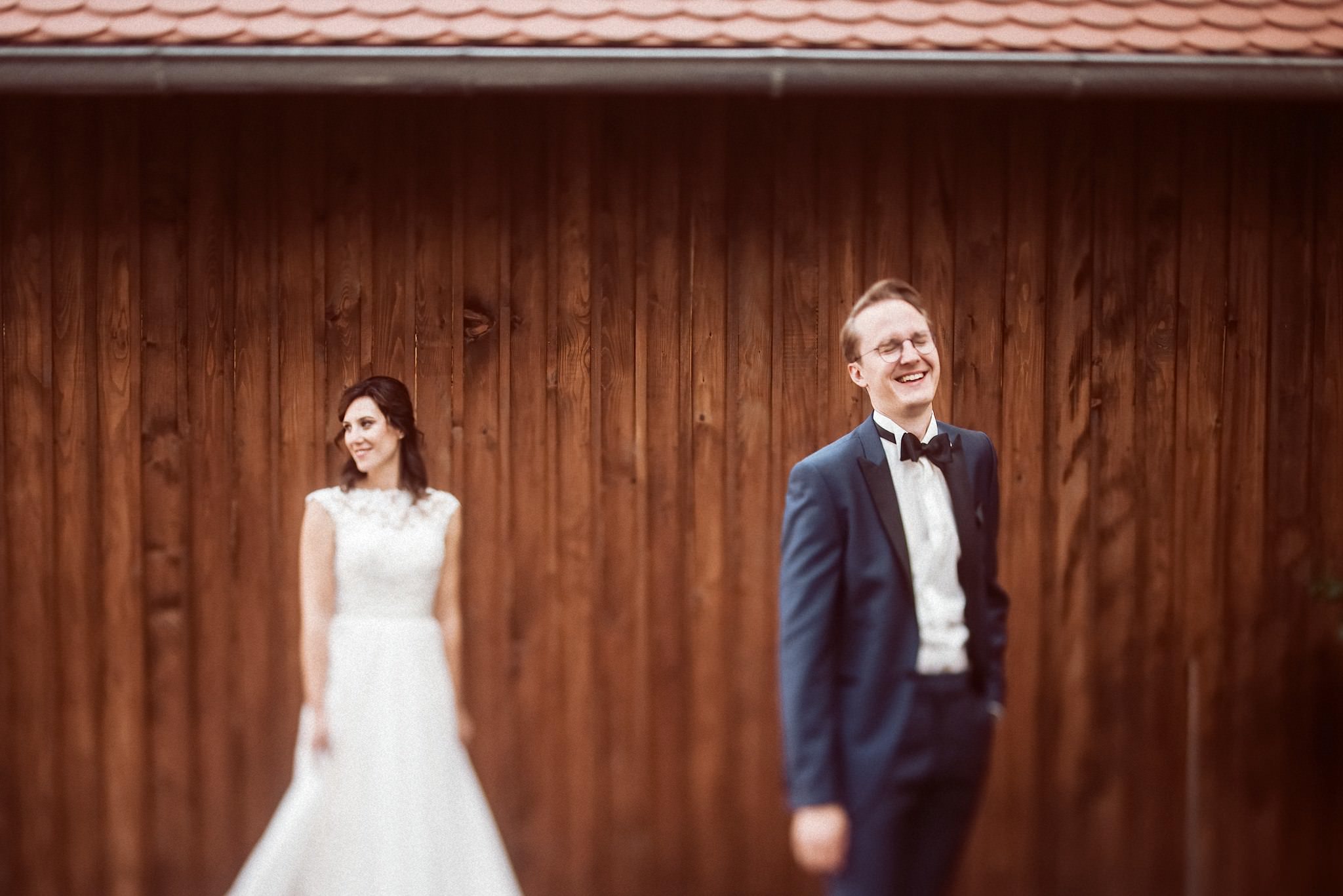 Hochzeitsfotografie des Brautpaares in Schloss Heinsheim
