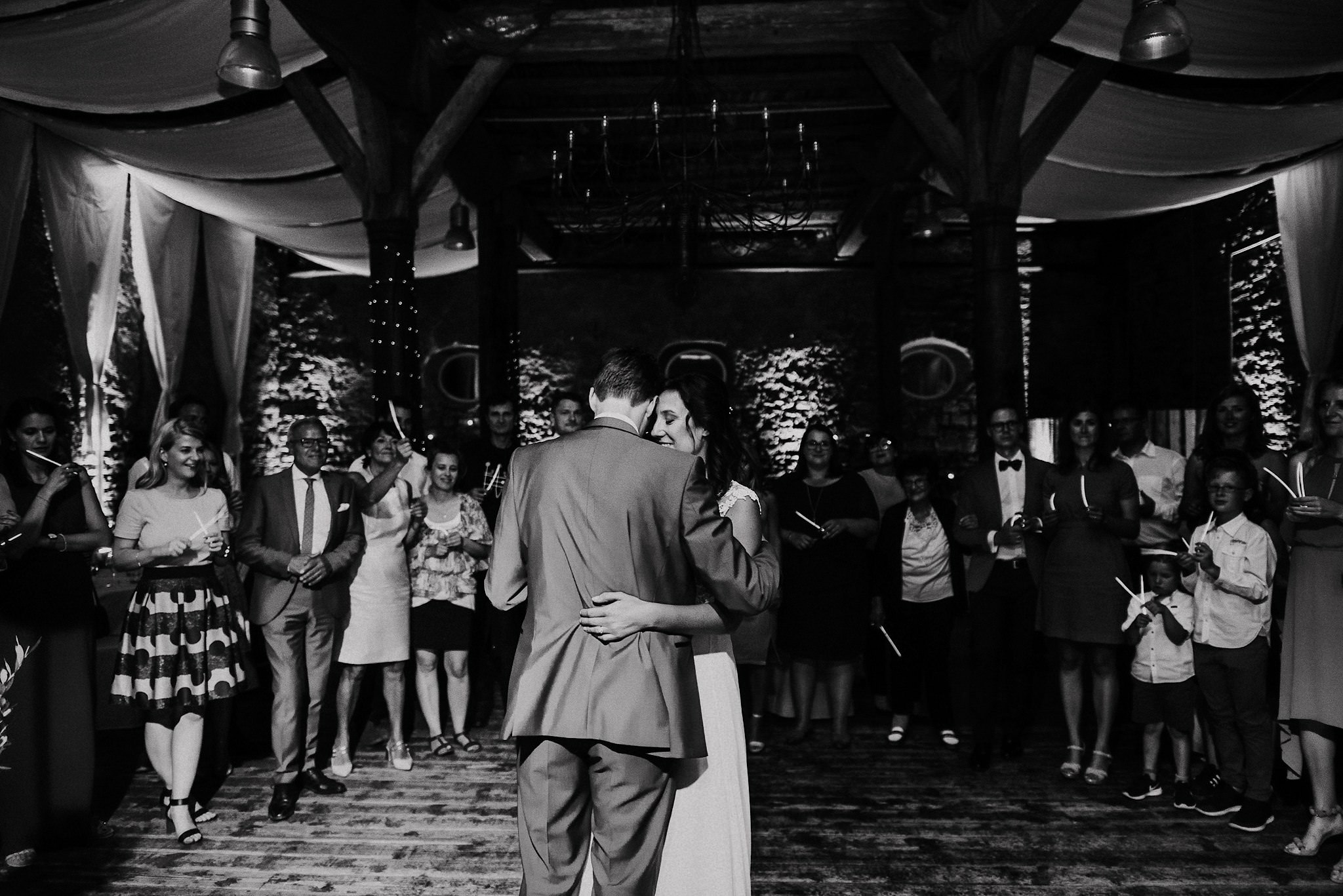 hochzeitsfotograf in schloss heinsheim first dance