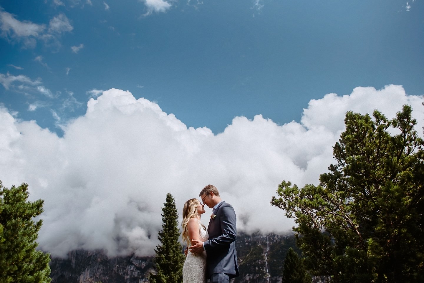 Portraitfotos einer Hochzeitsreportage in Gimmelwald, Schweiz