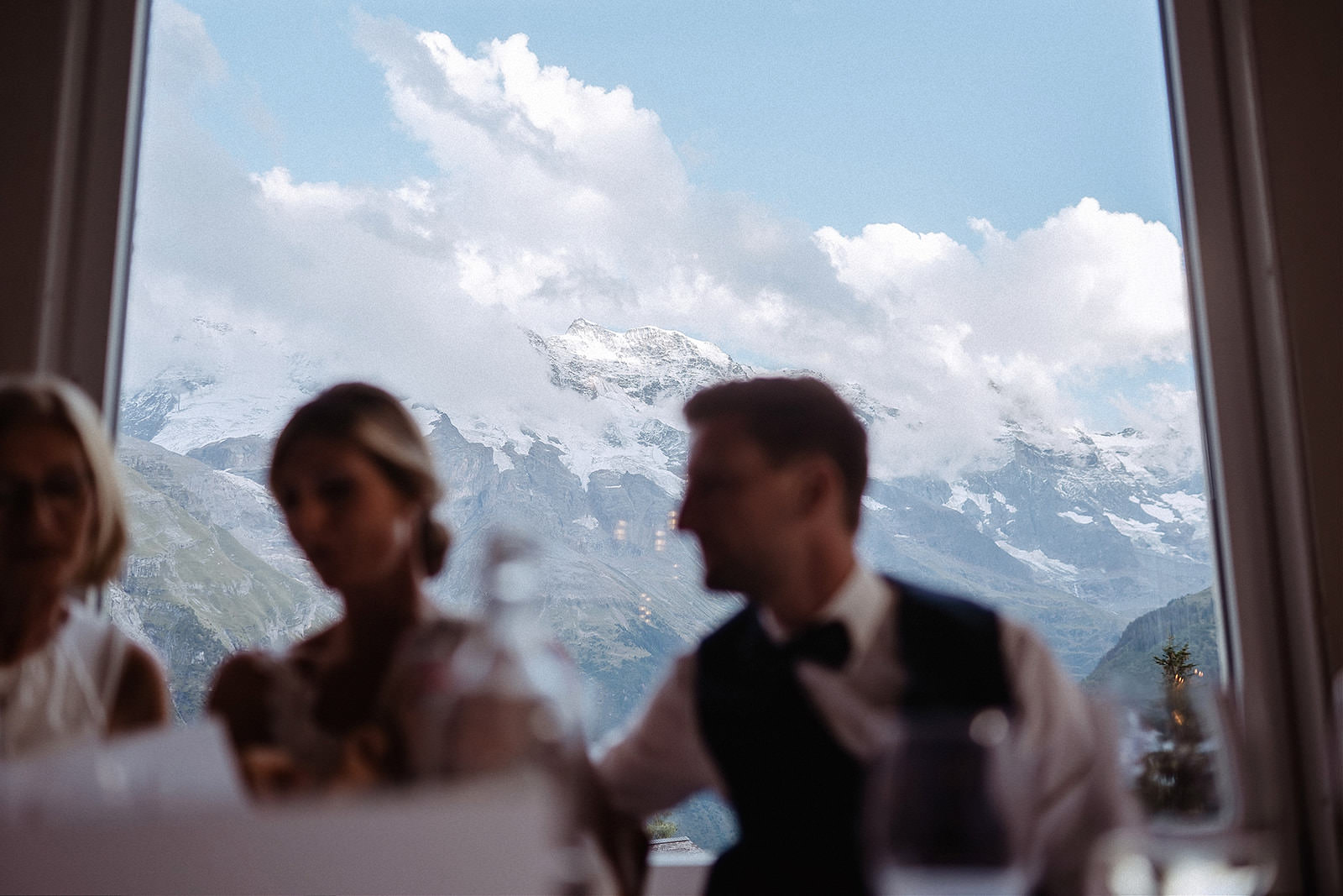 hochzeitsreportage mürren schweiz alpen