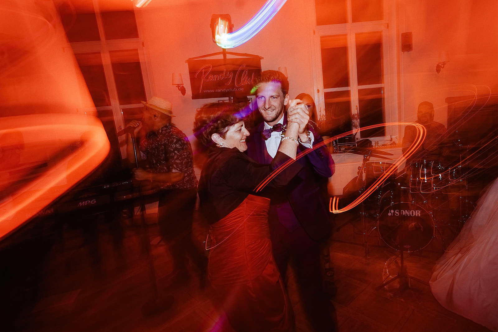 hochzeitsfotograf mürren schweiz tanz