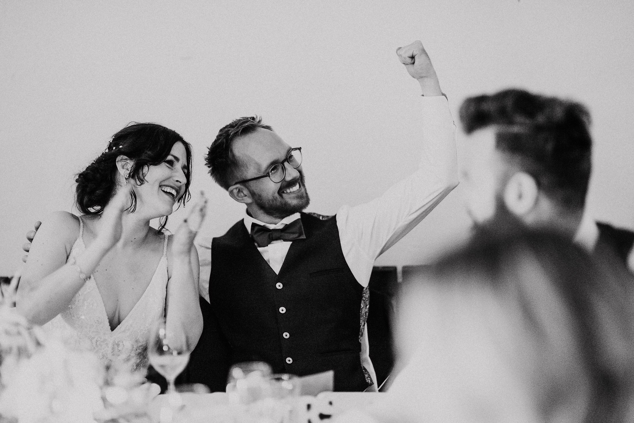 Überblick über das Schlossgut-Gelände bei der Hochzeit, Außenaufnahme.